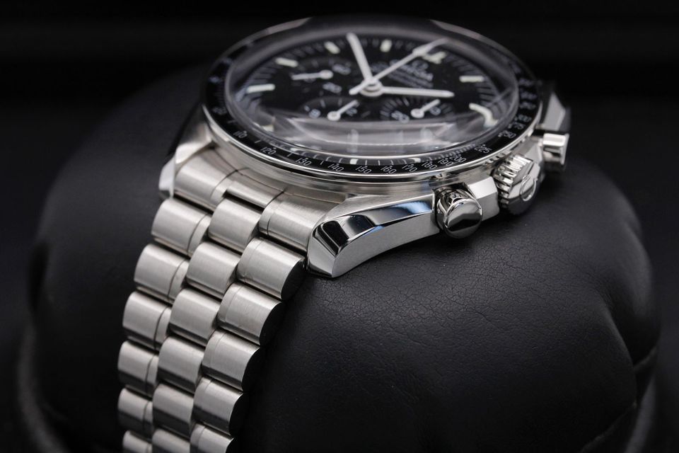 Omega Speedmaster Moonwatch Professional 310.30.42.50.01.001 Image 2